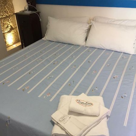 Bed and Breakfast Le Soste Di Finzia Licata Exterior foto