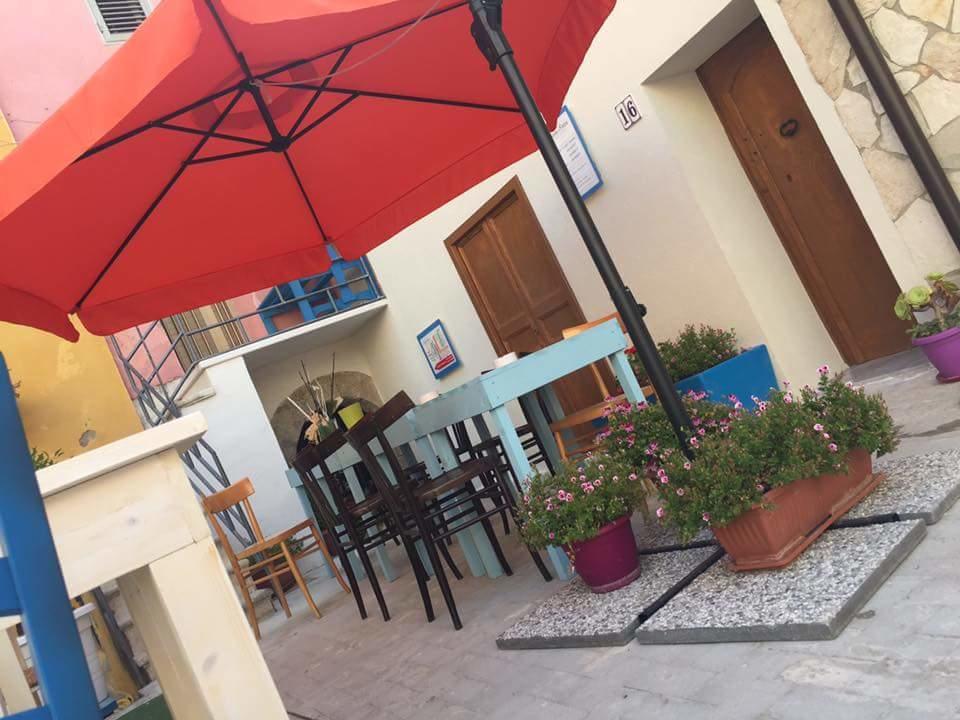 Bed and Breakfast Le Soste Di Finzia Licata Exterior foto