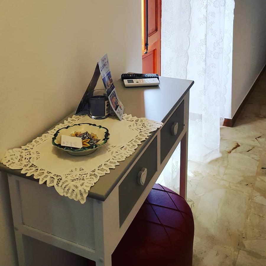 Bed and Breakfast Le Soste Di Finzia Licata Exterior foto